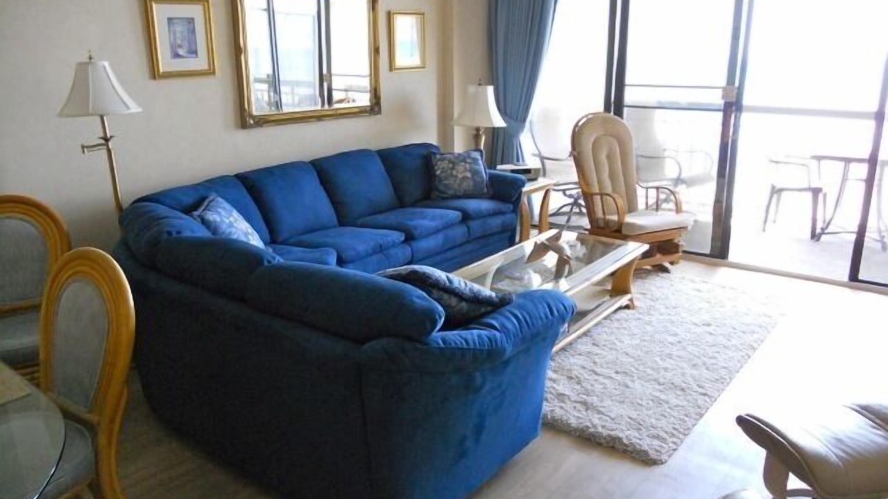 Photo of Livingroom in Crescent Beach
