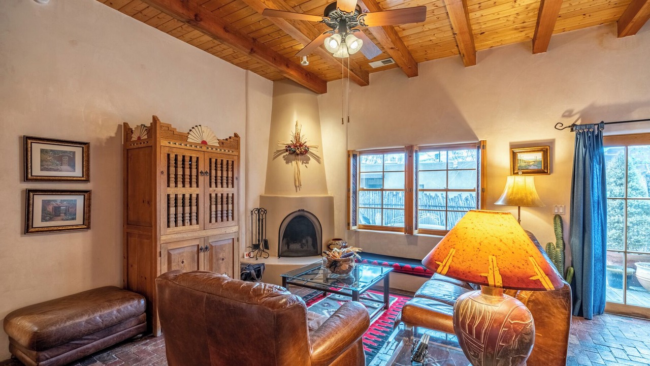 Photo of Livingroom in Downtown Santa Fe