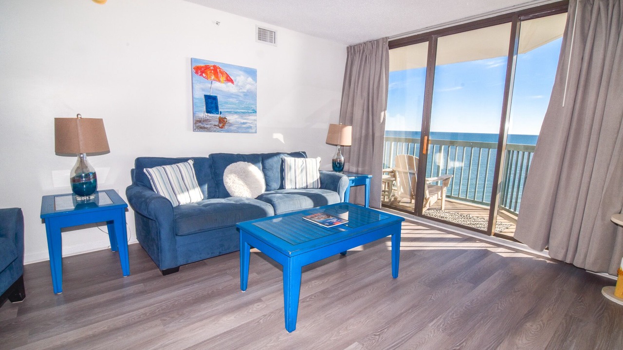 Photo of Livingroom in Ocean Drive