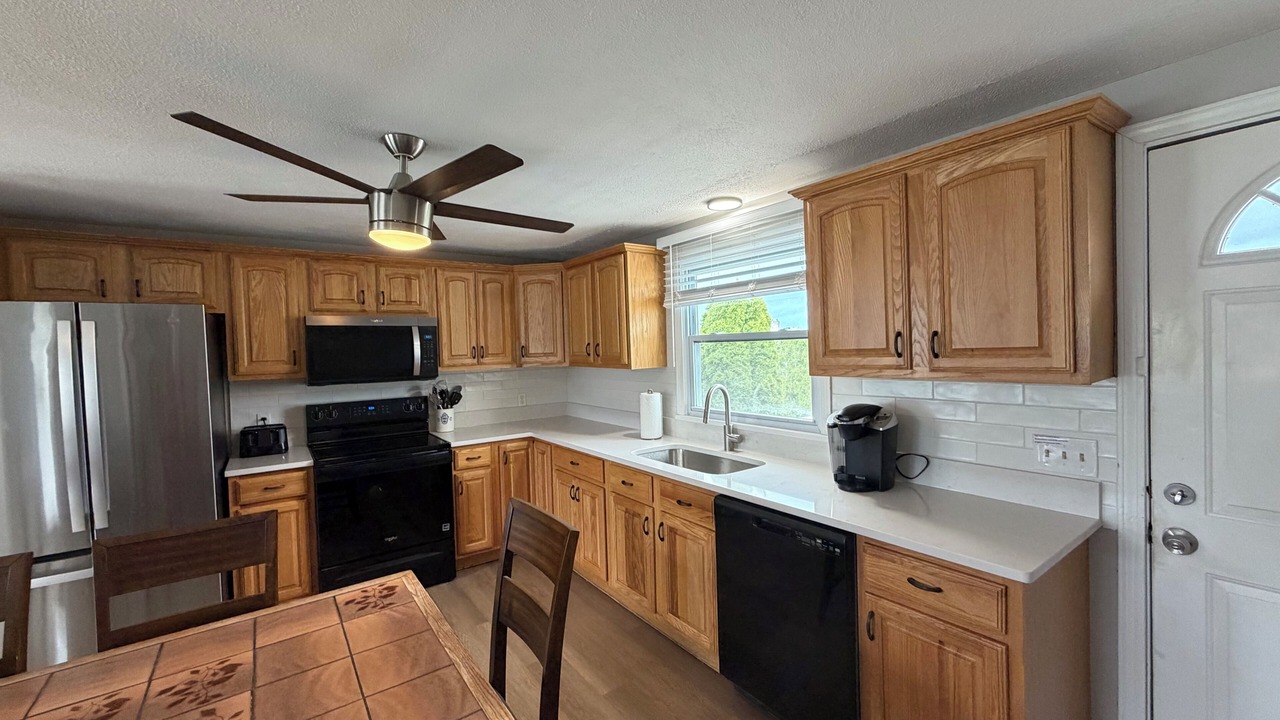 Photo of Kitchen in Eastward Look