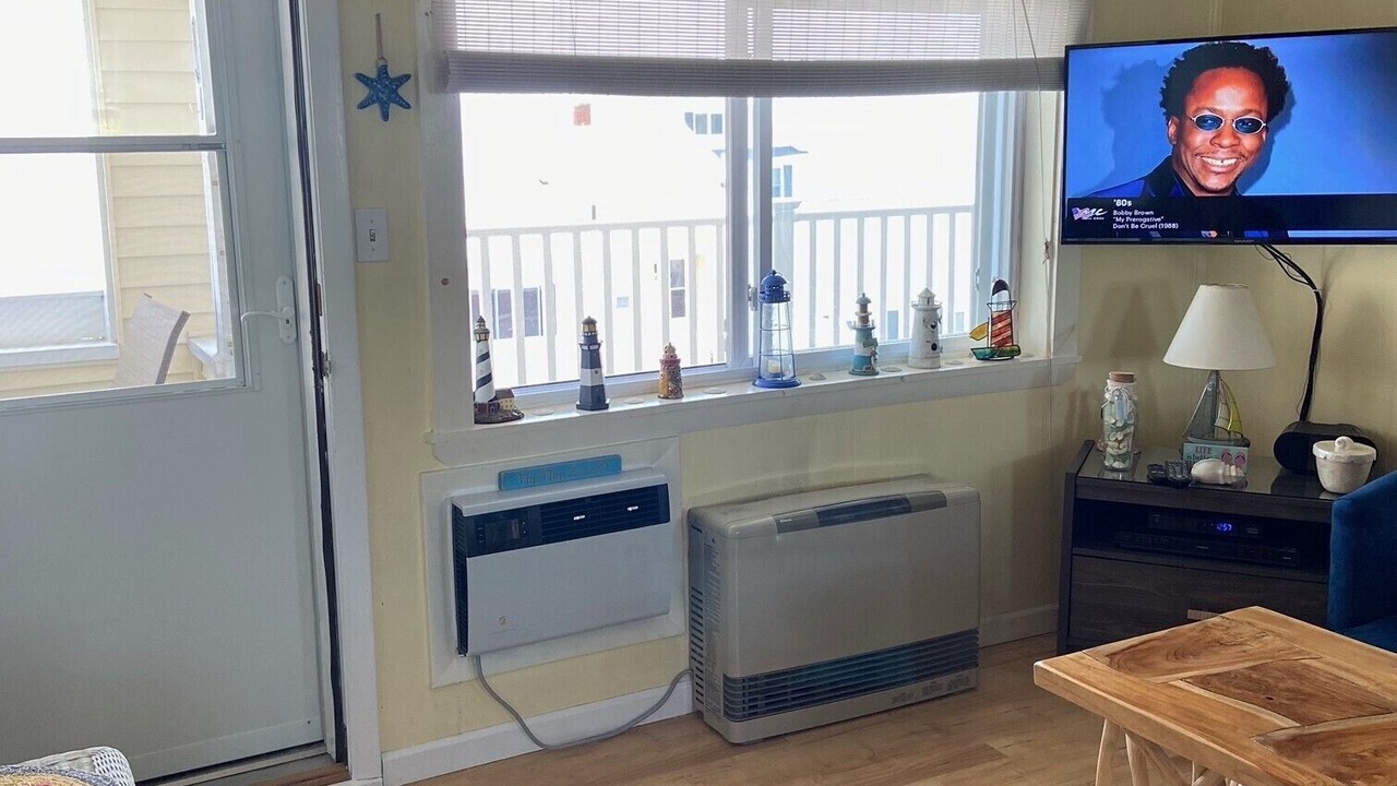 Photo of Livingroom in Old Orchard Beach