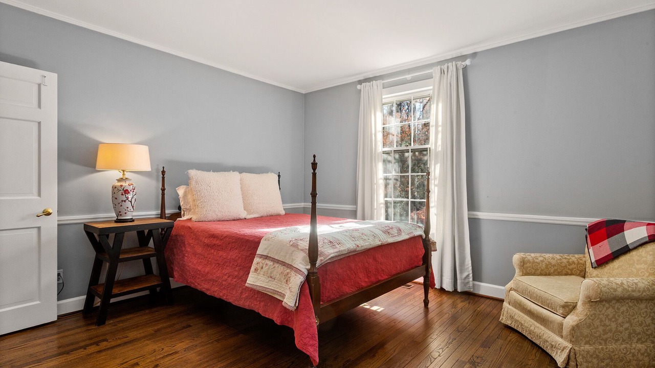 Photo of Bedroom in Buckhead