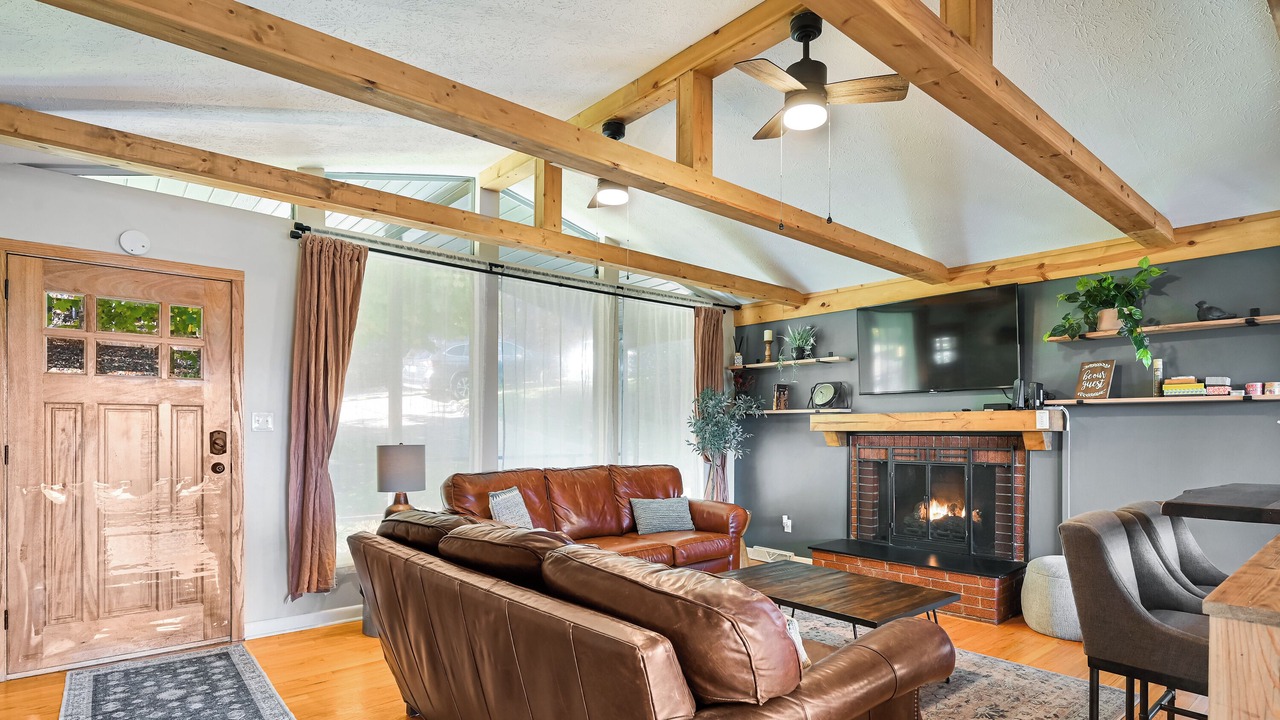 Photo of Bedroom in Skyland