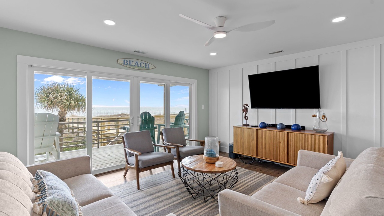 Photo of Livingroom in Wilmington Beach