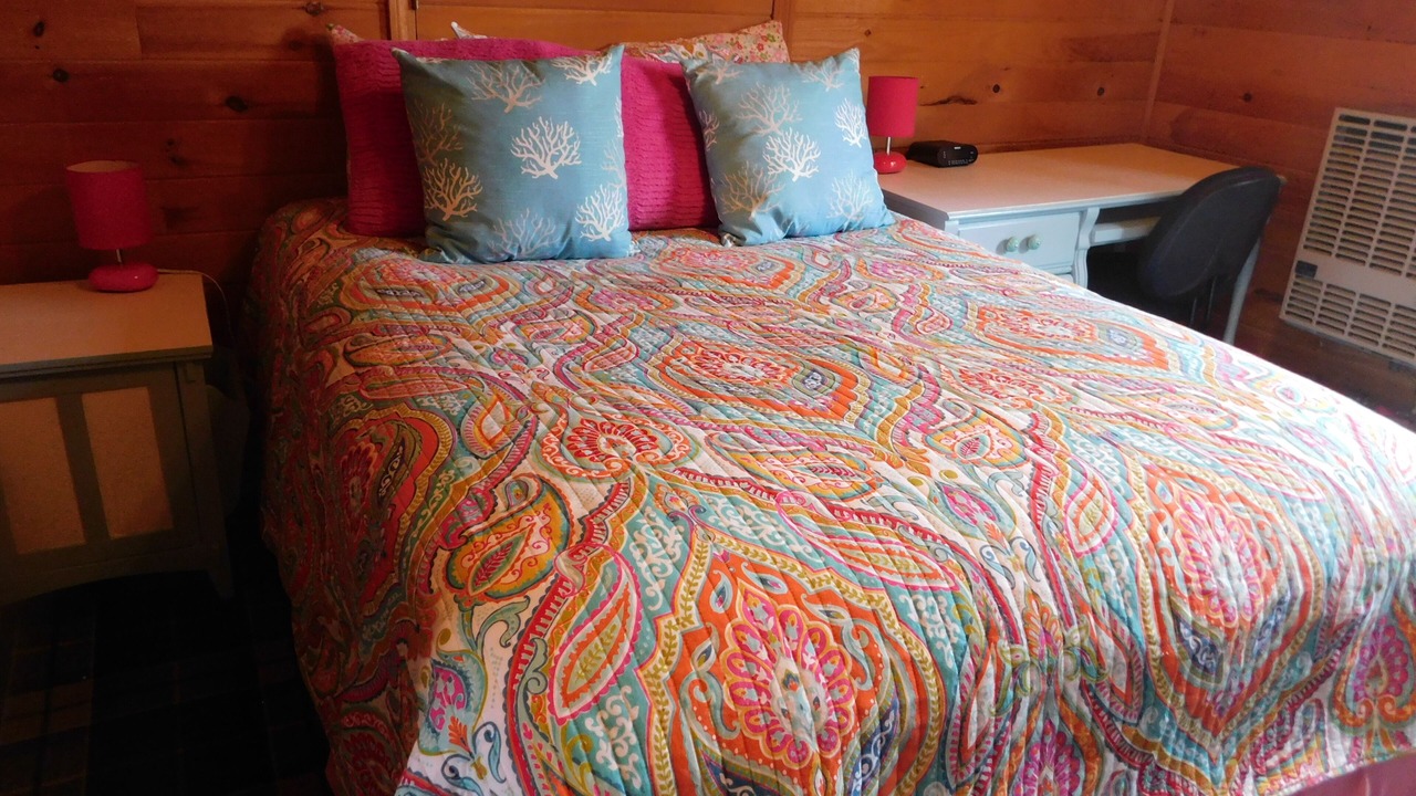 Photo of Bedroom in Greenville Junction