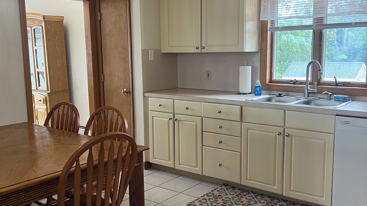 Photo of Kitchen in Eastward Look
