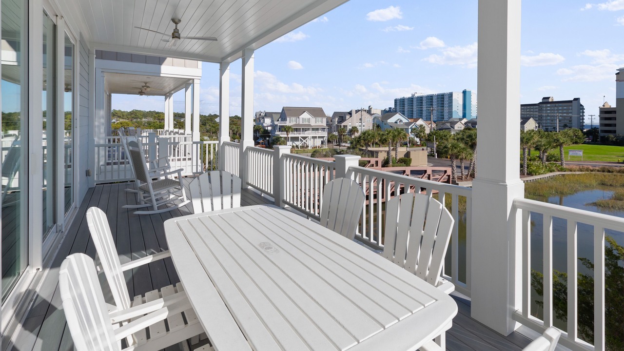 Photo of Patio Balcony in Windy Hill