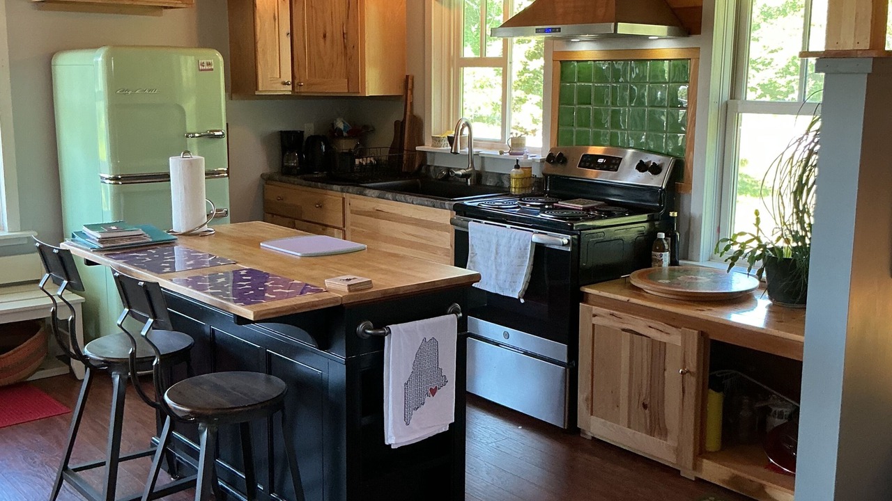 Photo of Kitchen in West Tremont