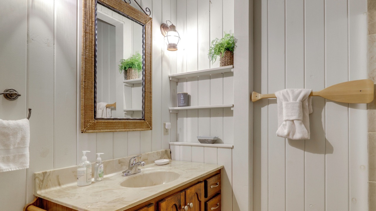 Photo of Bathroom in Bean Station