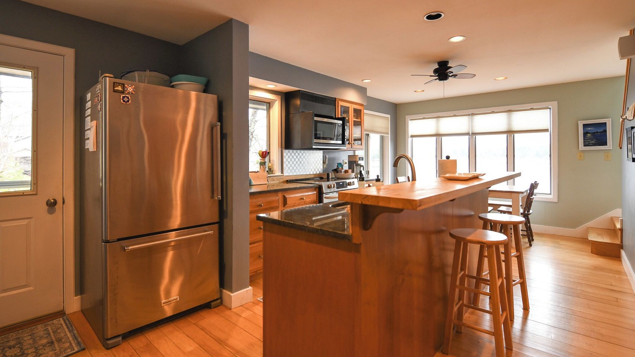 Photo of Kitchen in Raymond
