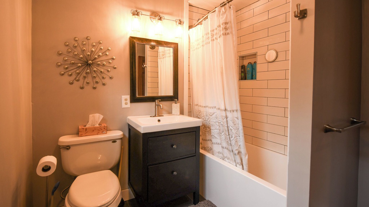 Photo of Bathroom in Raymond