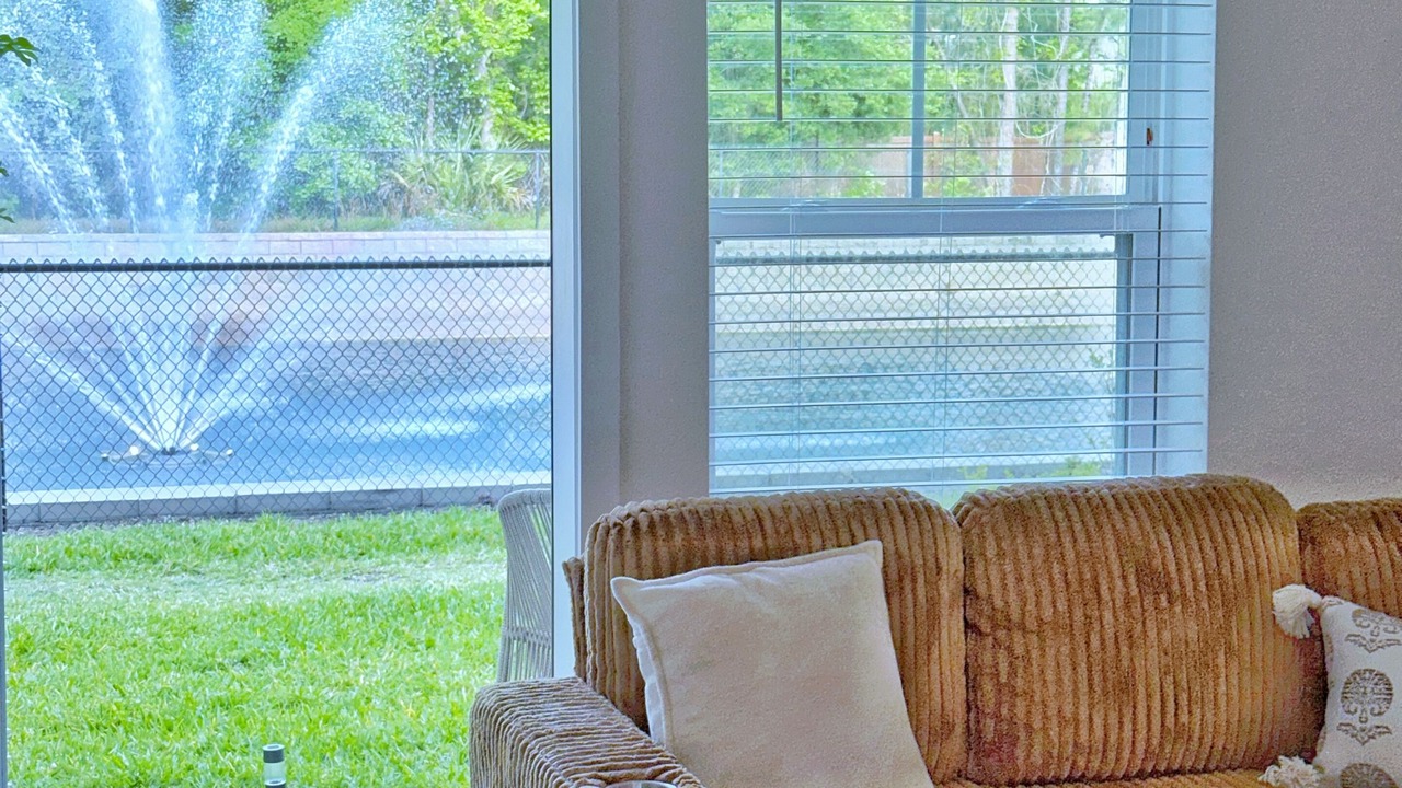 Photo of Livingroom in Golden Glades - The Woods