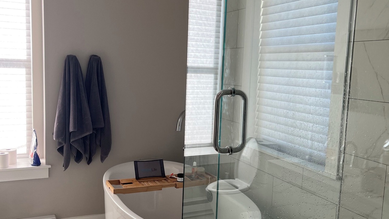 Photo of Bathroom in East Bayside