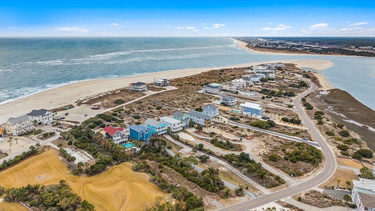 Photo of Others in Oak Island