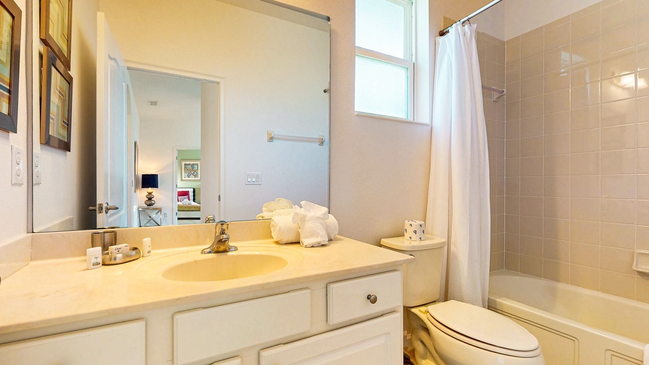 Photo of Bathroom in Watersong