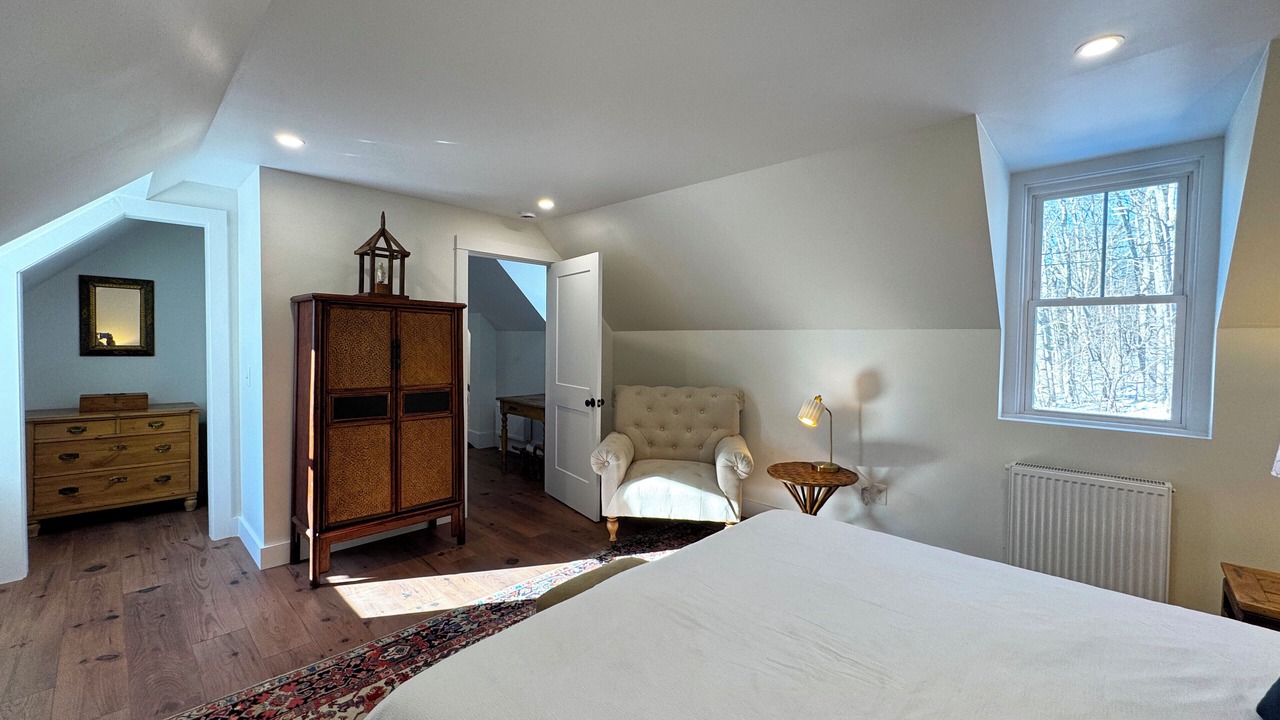 Photo of Bedroom in Ellsworth