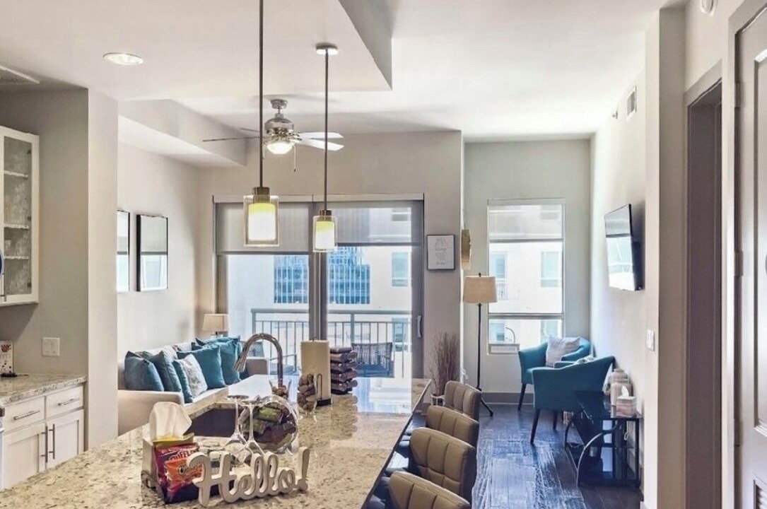 Photo of Livingroom in Midtown