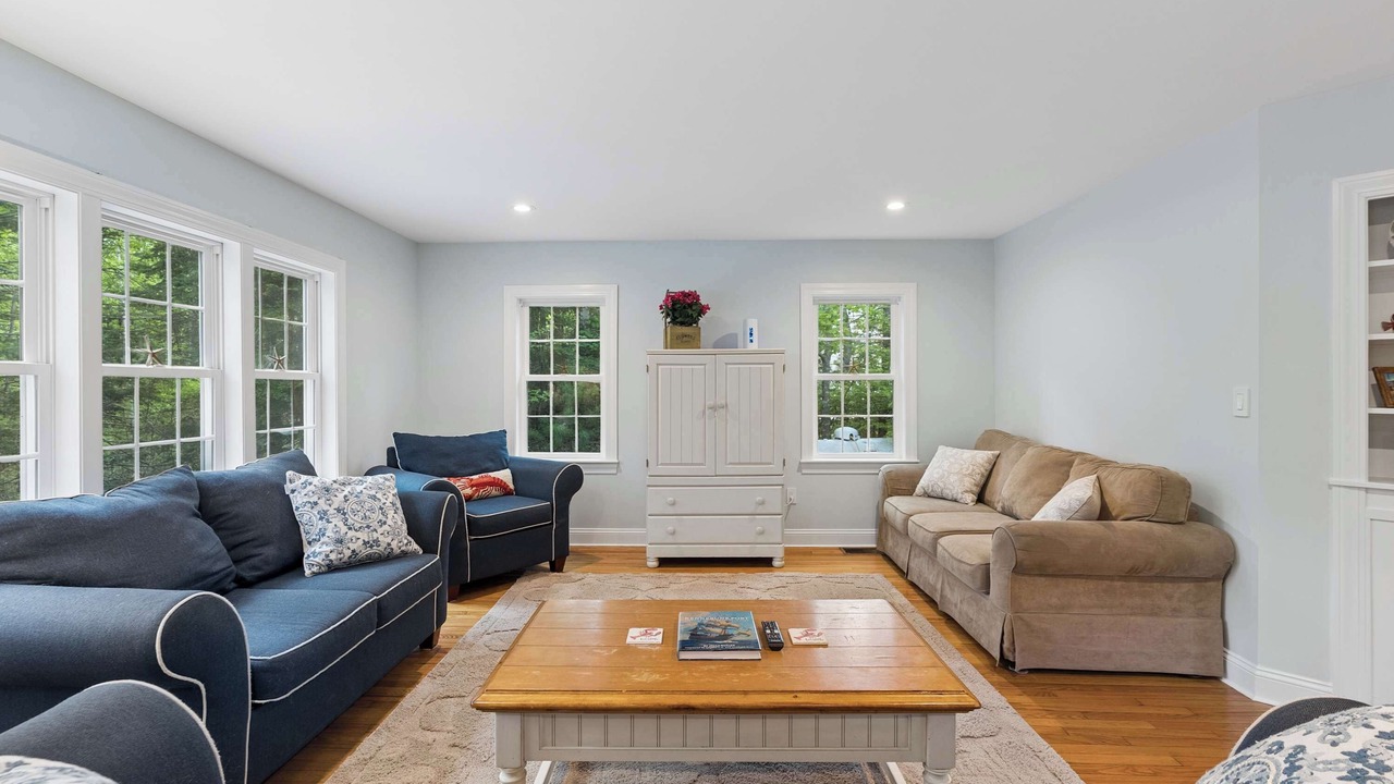 Photo of Livingroom in Kennebunk