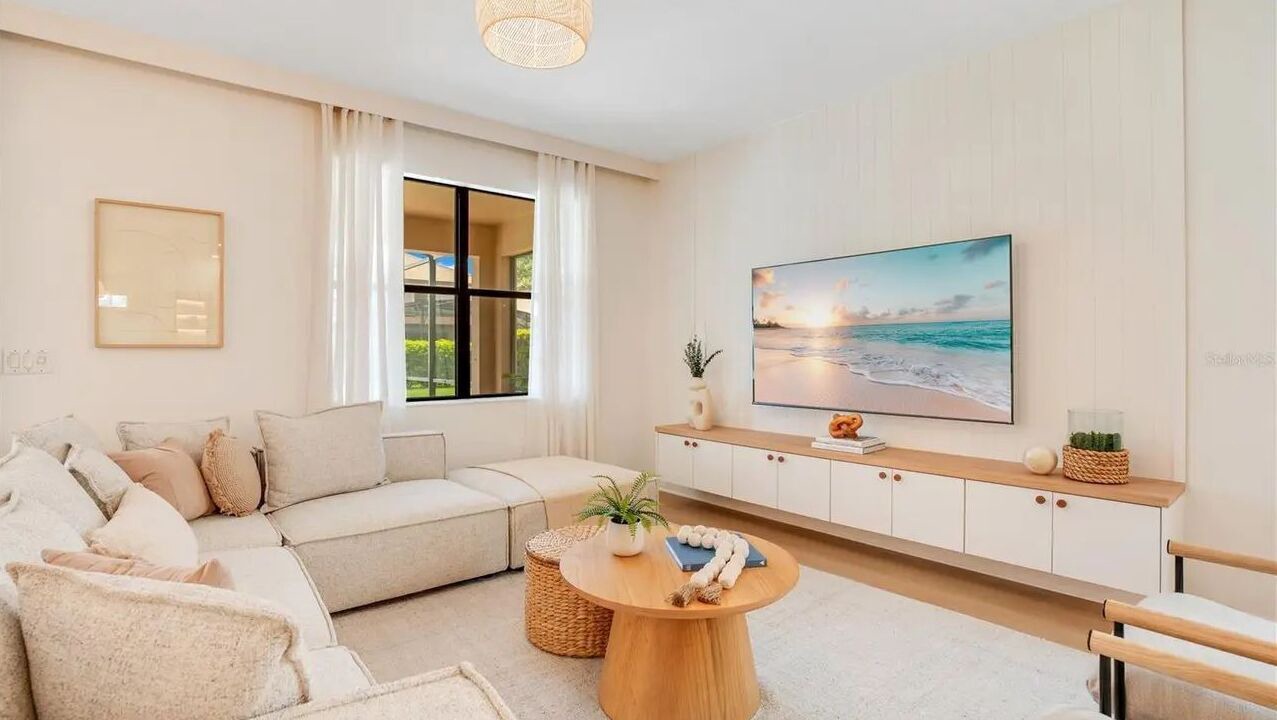 Photo of Livingroom in Davenport