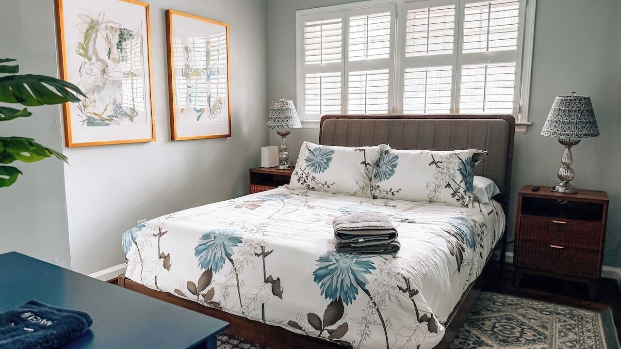 Photo of Bedroom in Old Irving Park