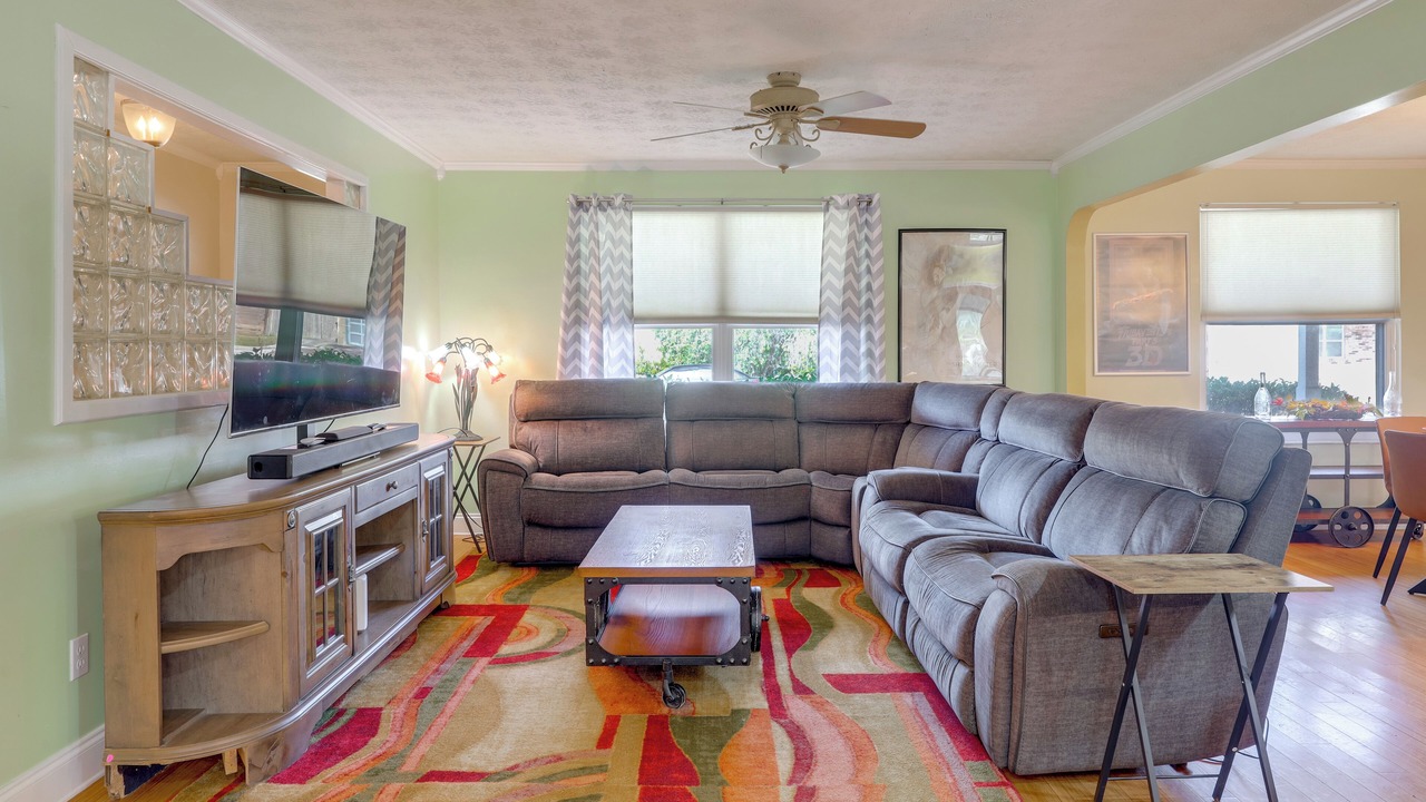 Photo of Livingroom in Orange Park