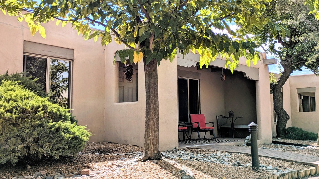Photo of Patio Balcony in Northeast Santa Fe