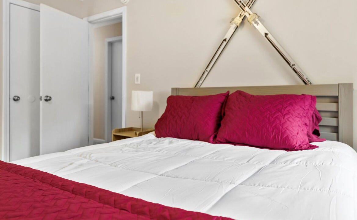 Photo of Bedroom in Warrensburg