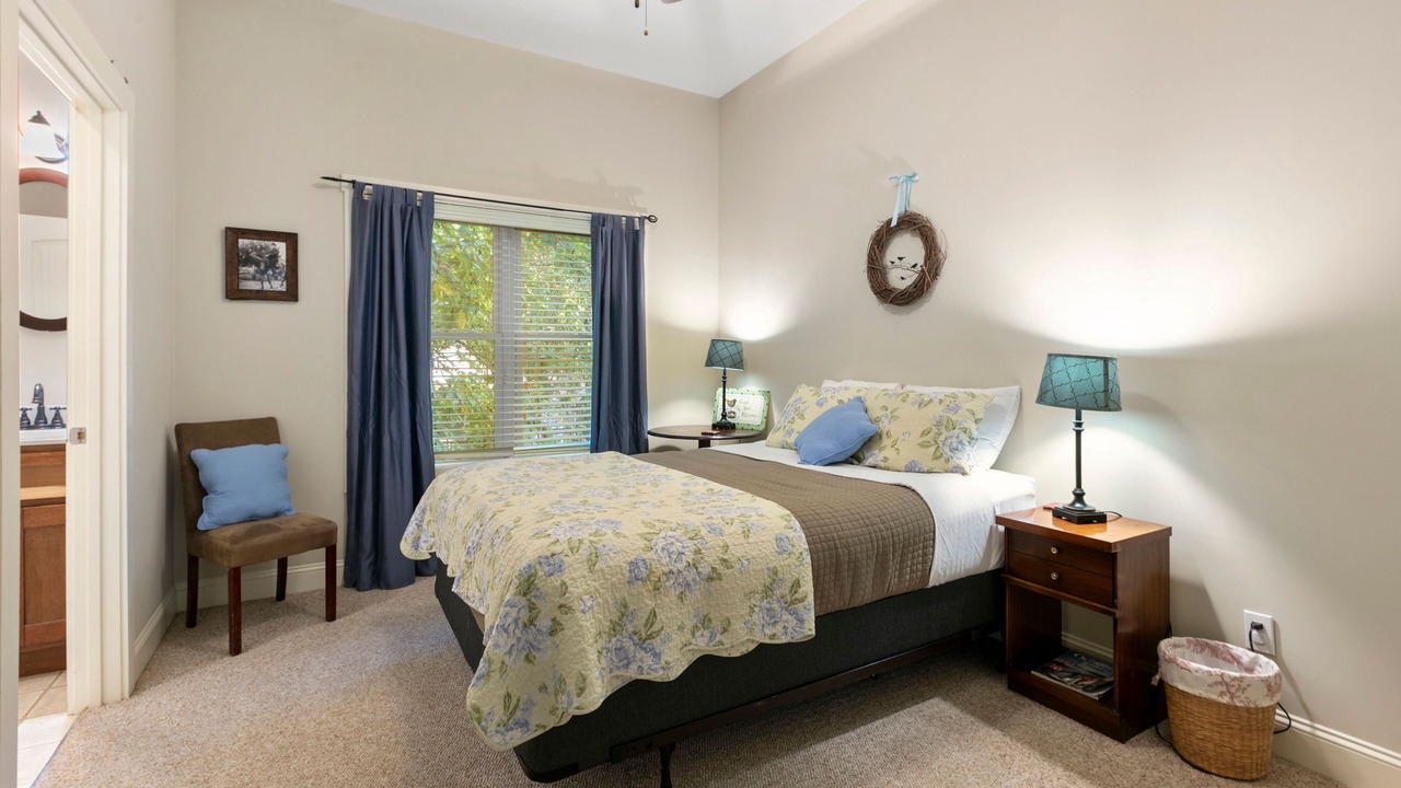 Photo of Bedroom in Lake Junaluska
