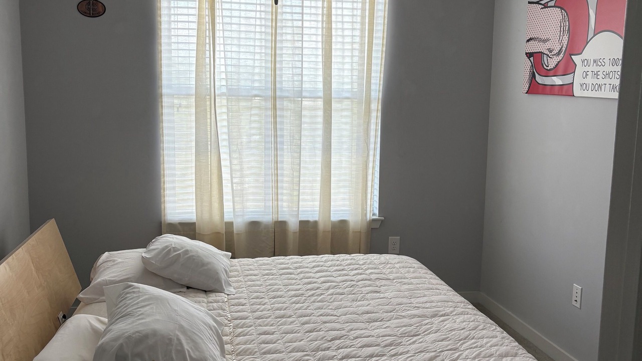 Photo of Bedroom in Sandy Springs