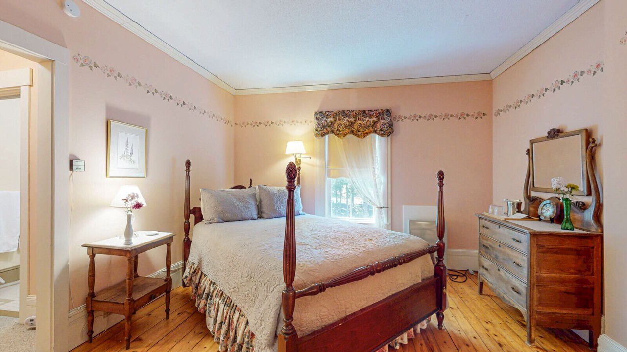 Photo of Bedroom in Hancock Point