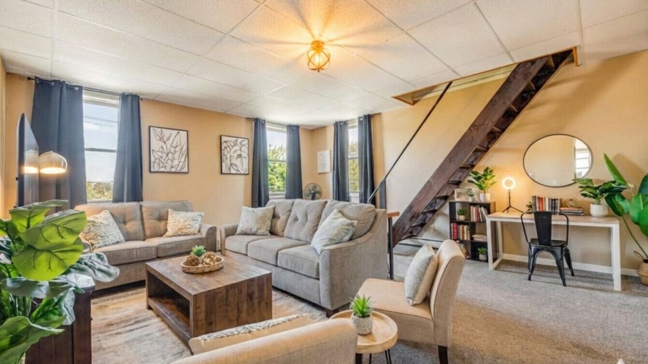 Photo of Livingroom in Orono
