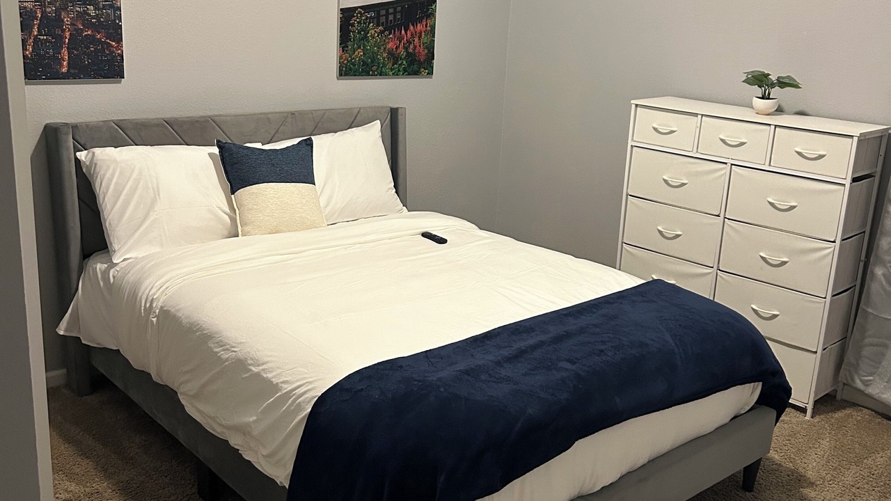 Photo of Bedroom in Orange Park