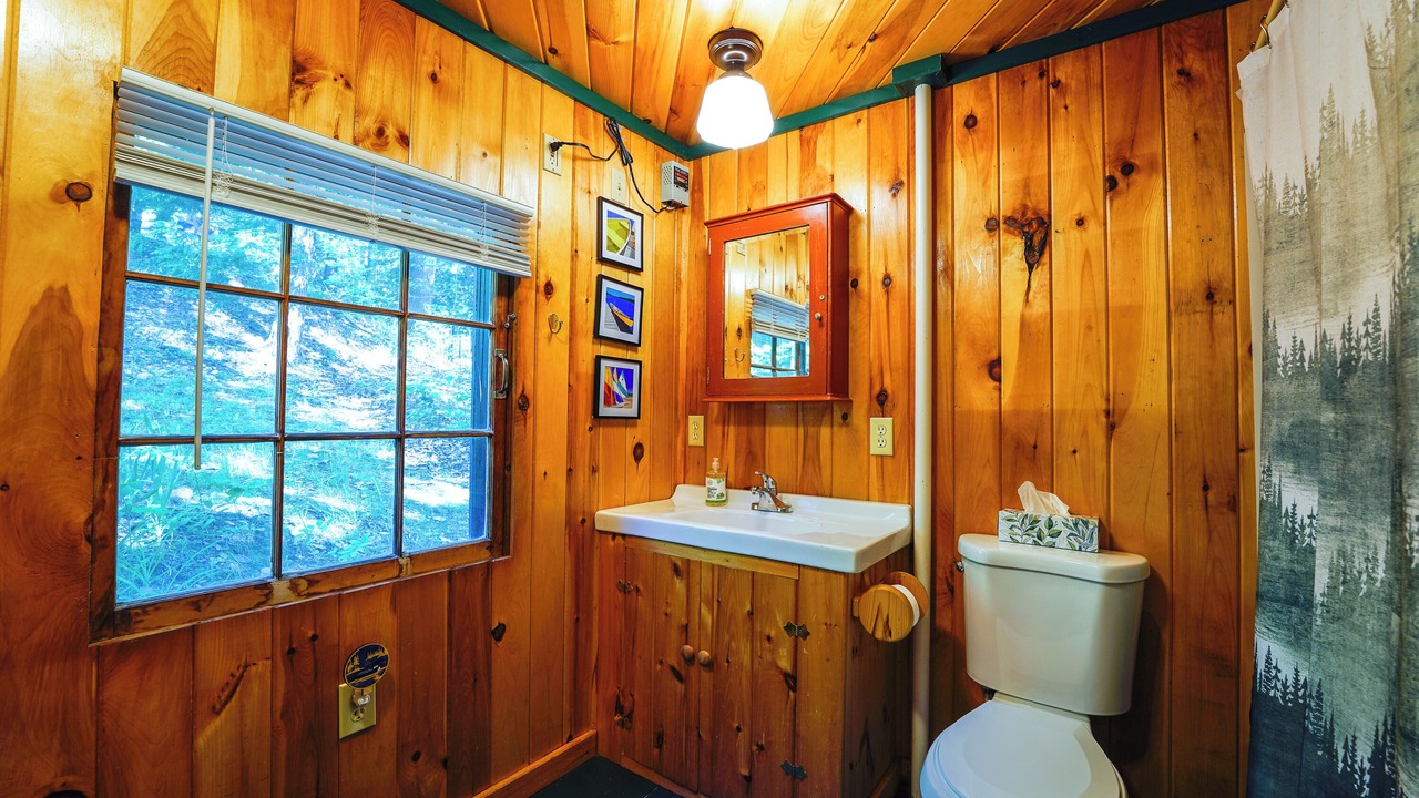 Photo of Bathroom in Litchfield