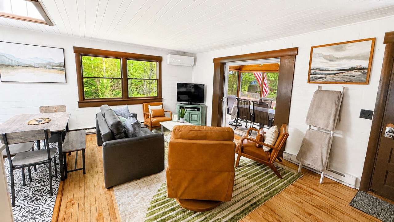 Photo of Livingroom in Lucerne-in-Maine