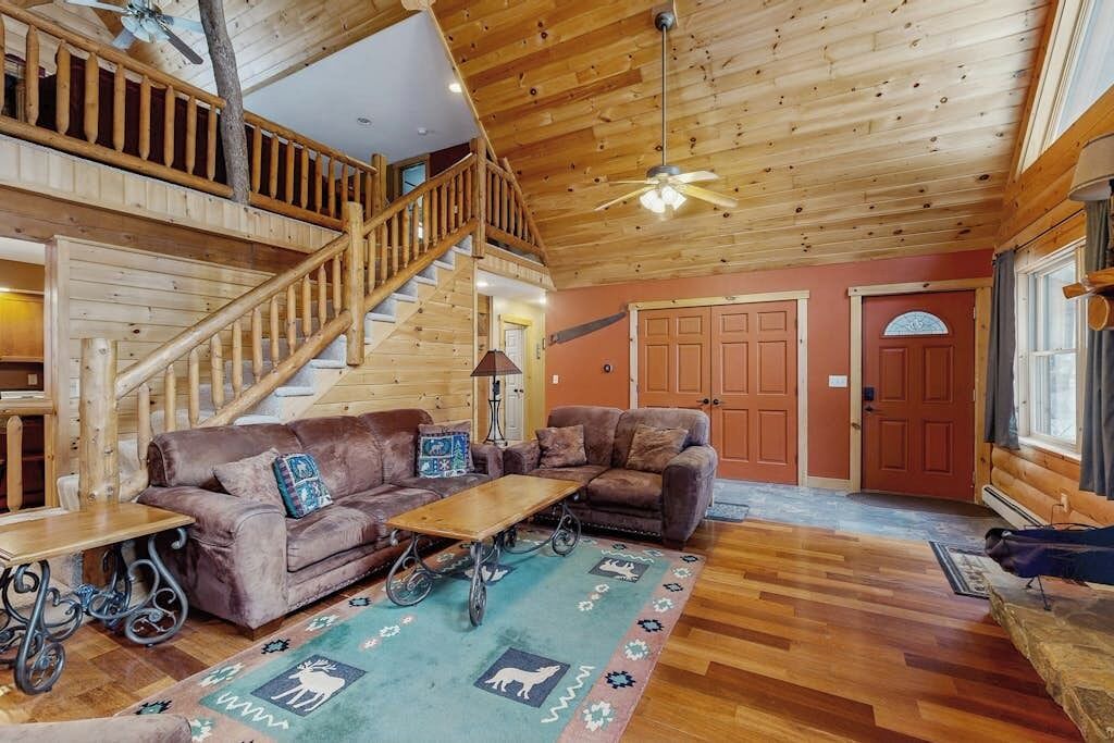 Photo of Livingroom in Sunday River Area