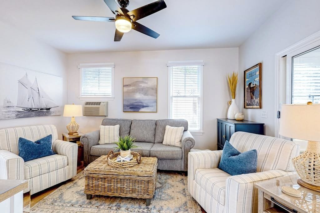 Photo of Livingroom in Summer Village