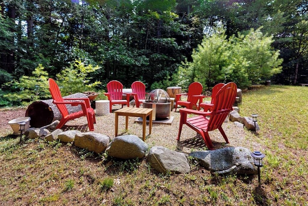 Photo of Outdoor in Weeks Mills