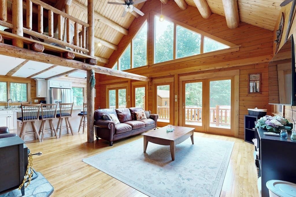Photo of Livingroom in Scarborough