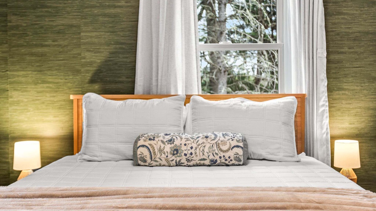 Photo of Bedroom in Blue Hill