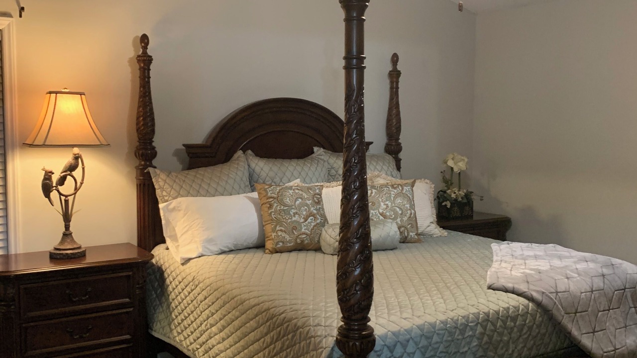 Photo of Bedroom in Jamestown