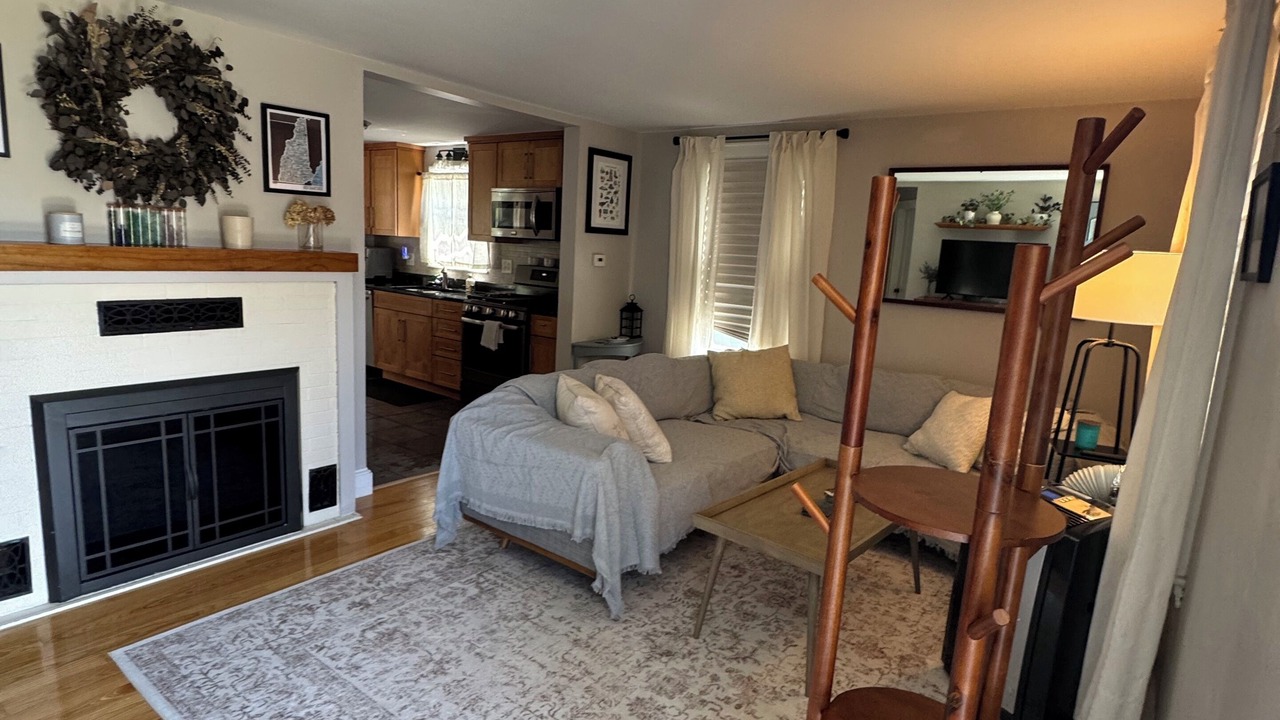 Photo of Livingroom in Scarborough