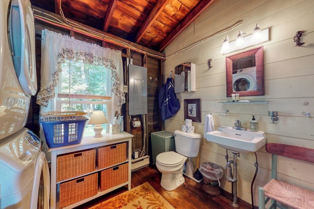 Photo of Bathroom in Brunswick
