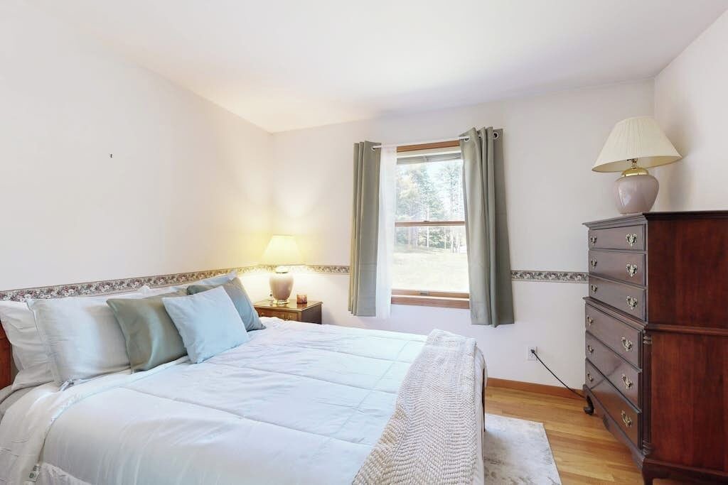 Photo of Bedroom in Gouldsboro