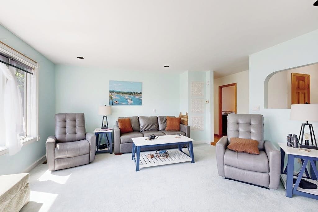 Photo of Livingroom in Gouldsboro