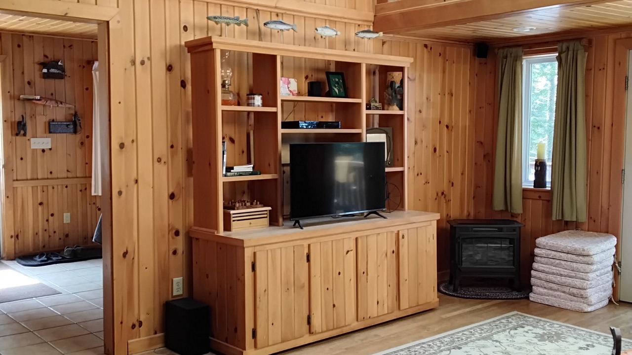 Photo of Livingroom in Ellsworth
