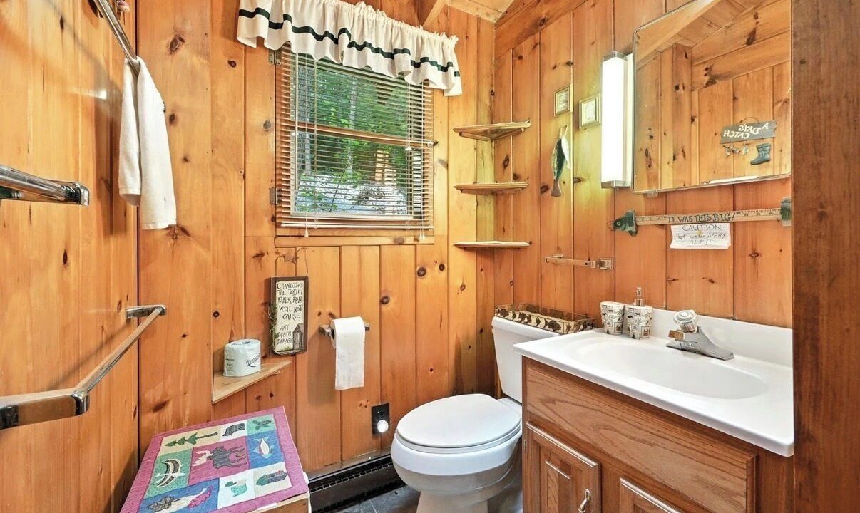 Photo of Bathroom in Mount Vernon