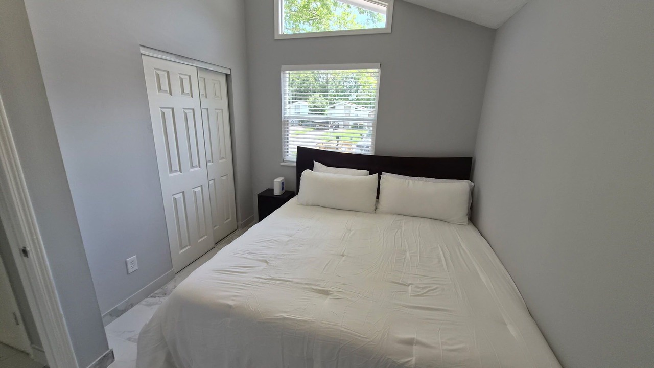 Photo of Bedroom in Sandalwood