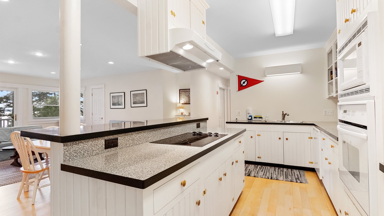 Photo of Kitchen in Seal Cove