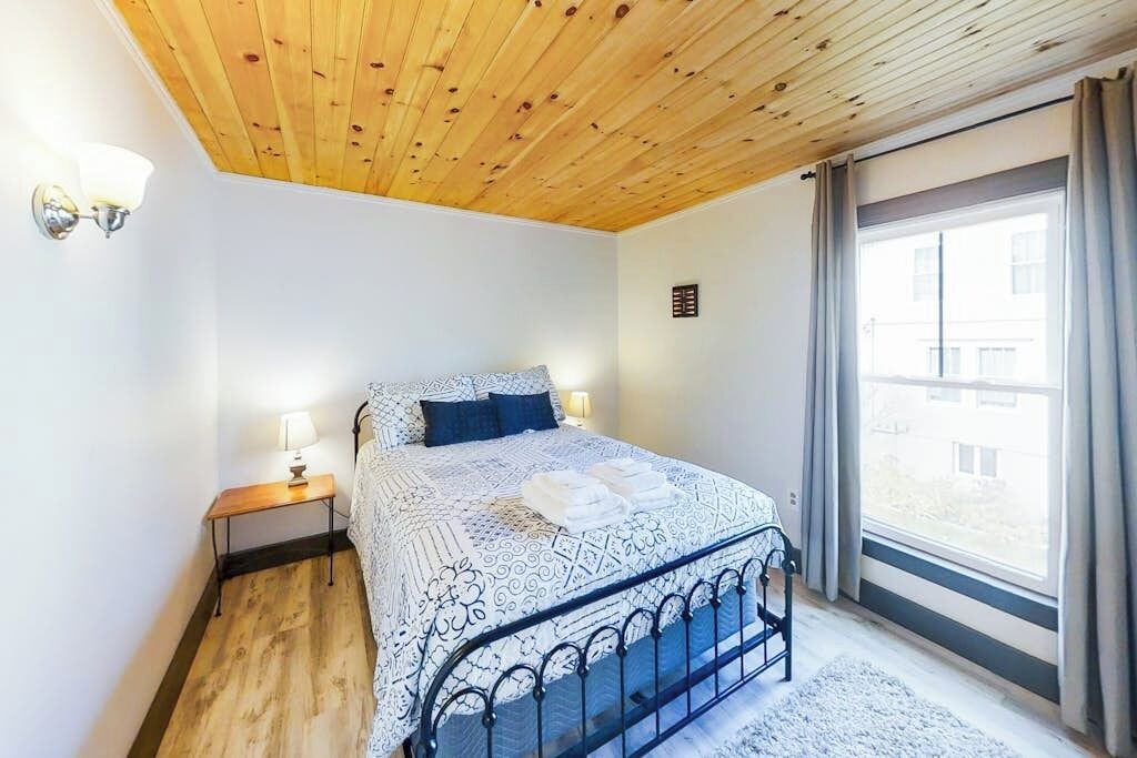 Photo of Bedroom in Boothbay Harbor