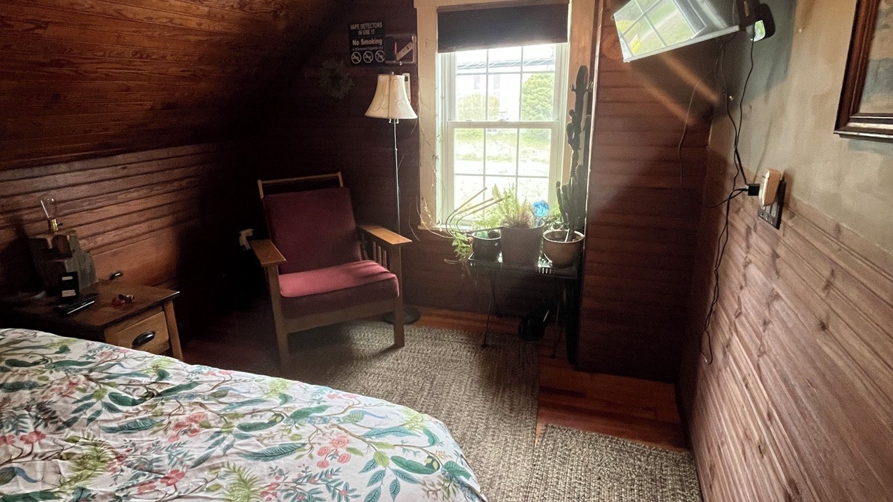 Photo of Bedroom in Hallowell
